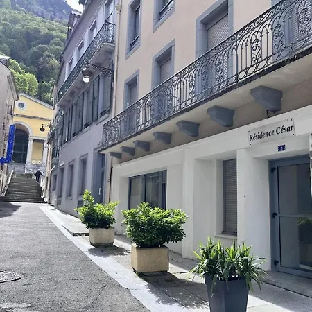 Appartement T3 Spacieux Au Centre Du Village